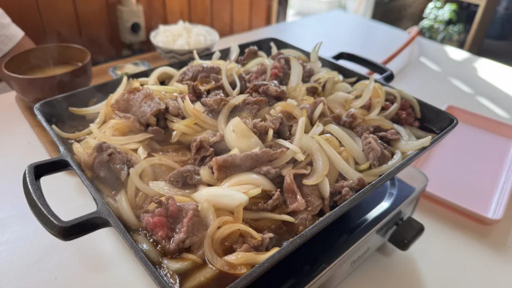 食堂 上髙地の牛バラ焼き